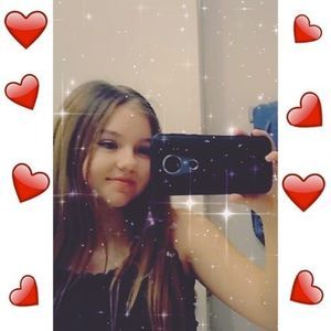 Meet your Posher, Carly